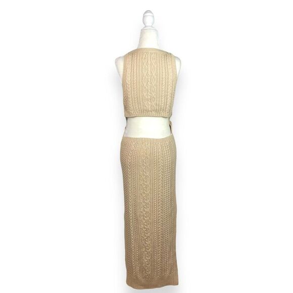 🆕 ASOS Cable Knit Midi Dress with Open Back Detail in Camel - Picture 6 of 11